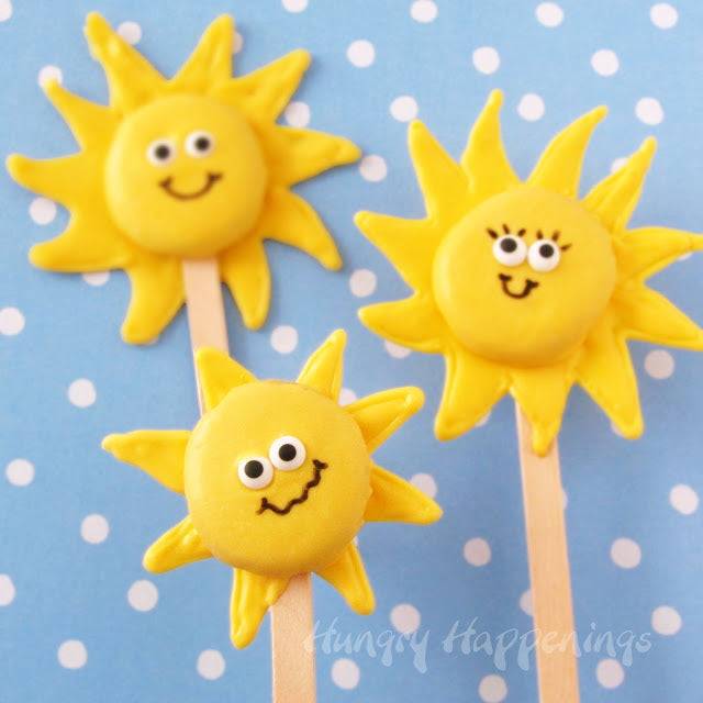 Sunshine lollipops, lemon cookie sun pops, spring recipe, summer recipe, edible crafts, fun food, chocolate, candy melts 3